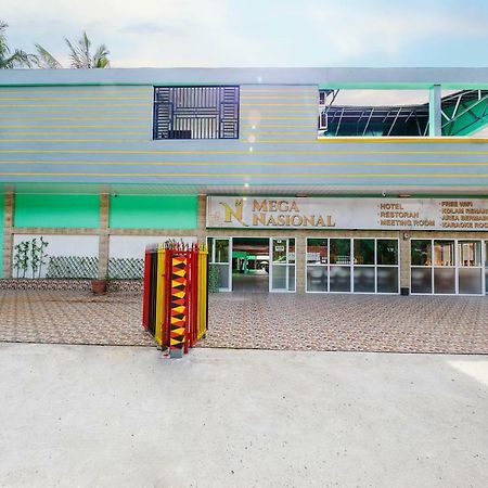 Mega Nasional Seaview Hotel Gunungsitoli Zewnętrze zdjęcie